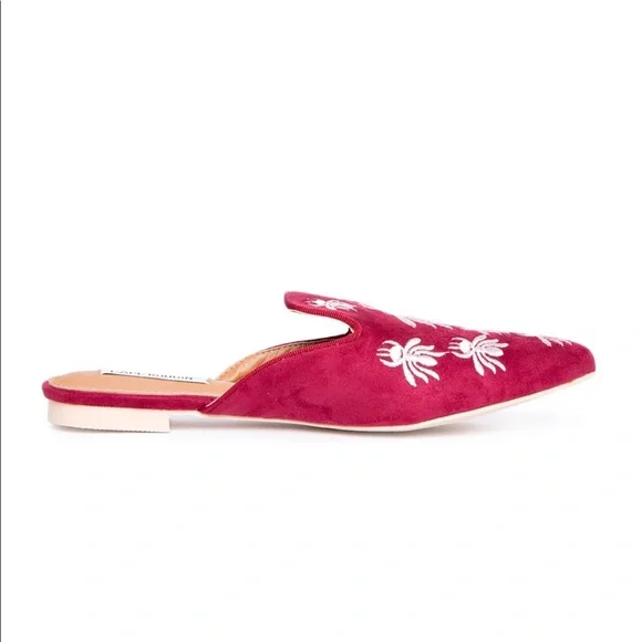 Cape Robin Wine Embroidered Suede Burlesque Western Lounge Mules 8.5 NWOT - Picture 5 of 10